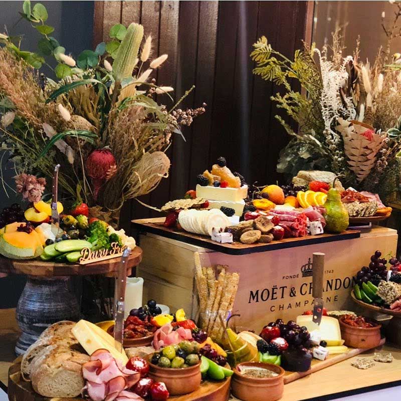 Grazin' Tables Darwin NT